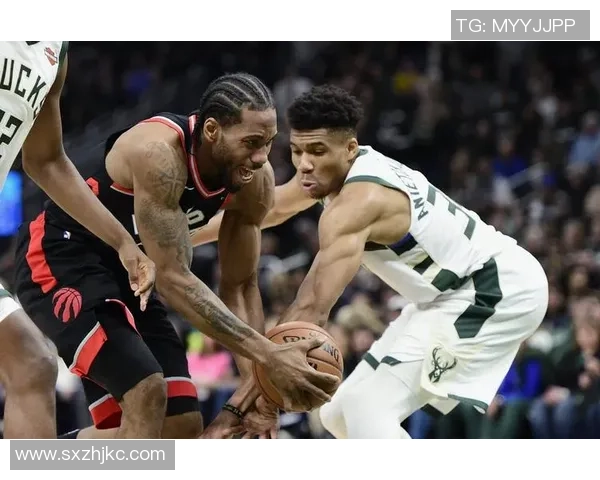 密尔沃基雄鹿全力迎战劲敌，赛季关键战役全面分析与展望