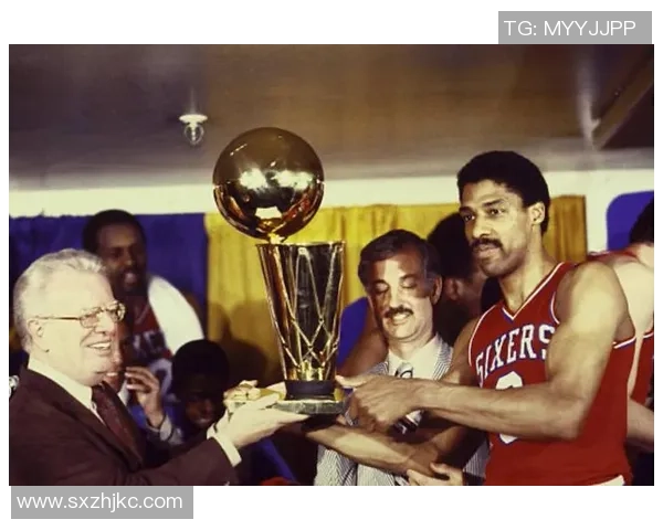 朱利叶斯·欧文的文学世界探秘：从短篇小说到长篇创作的艺术探索