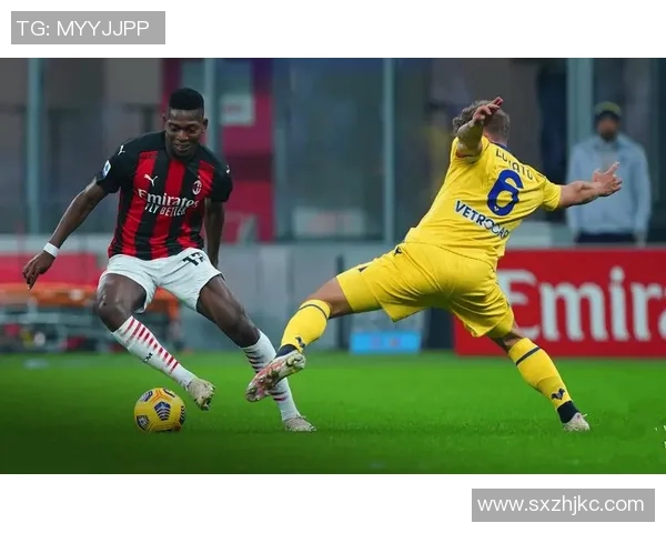 激烈对决燃爆全场,跨国足球友谊赛迎来巅峰对决,球迷热血沸腾,胜负难以预测 激烈对决燃爆全场,跨国足球友谊赛迎来巅峰对决,球迷热血沸腾,胜负难以预测