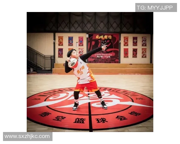 篮球文化的深度解读：从球场竞技到全球热潮的演变与影响