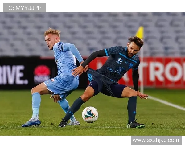 足球巨星的传奇之路：从青涩少年到世界足坛的巅峰对决